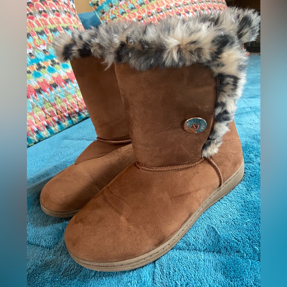 Vionic /Orthaheel Slipper Boots